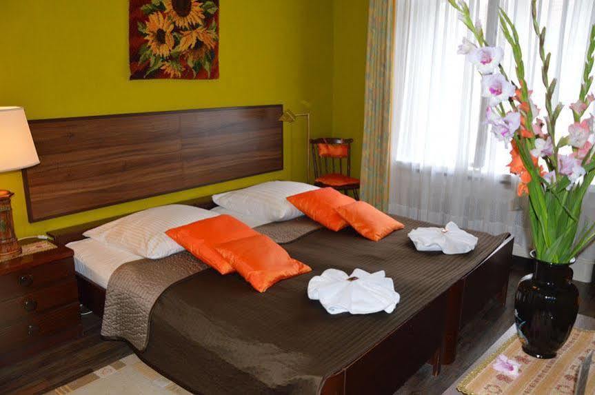 Pension Ingeborg Berlin Ngoại thất bức ảnh